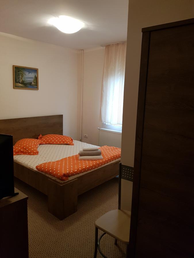 Vila Carmen Cazaci ภายนอก รูปภาพ